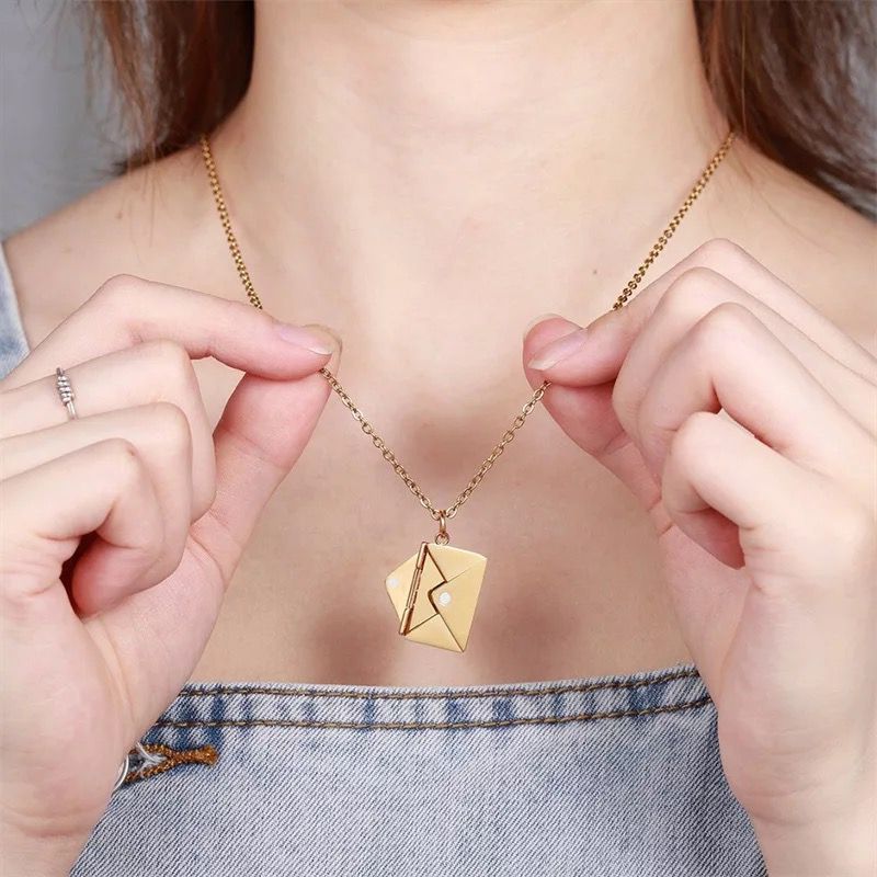 ✨  Love Letter Necklace – The Perfect Valentine's Gift! 💖