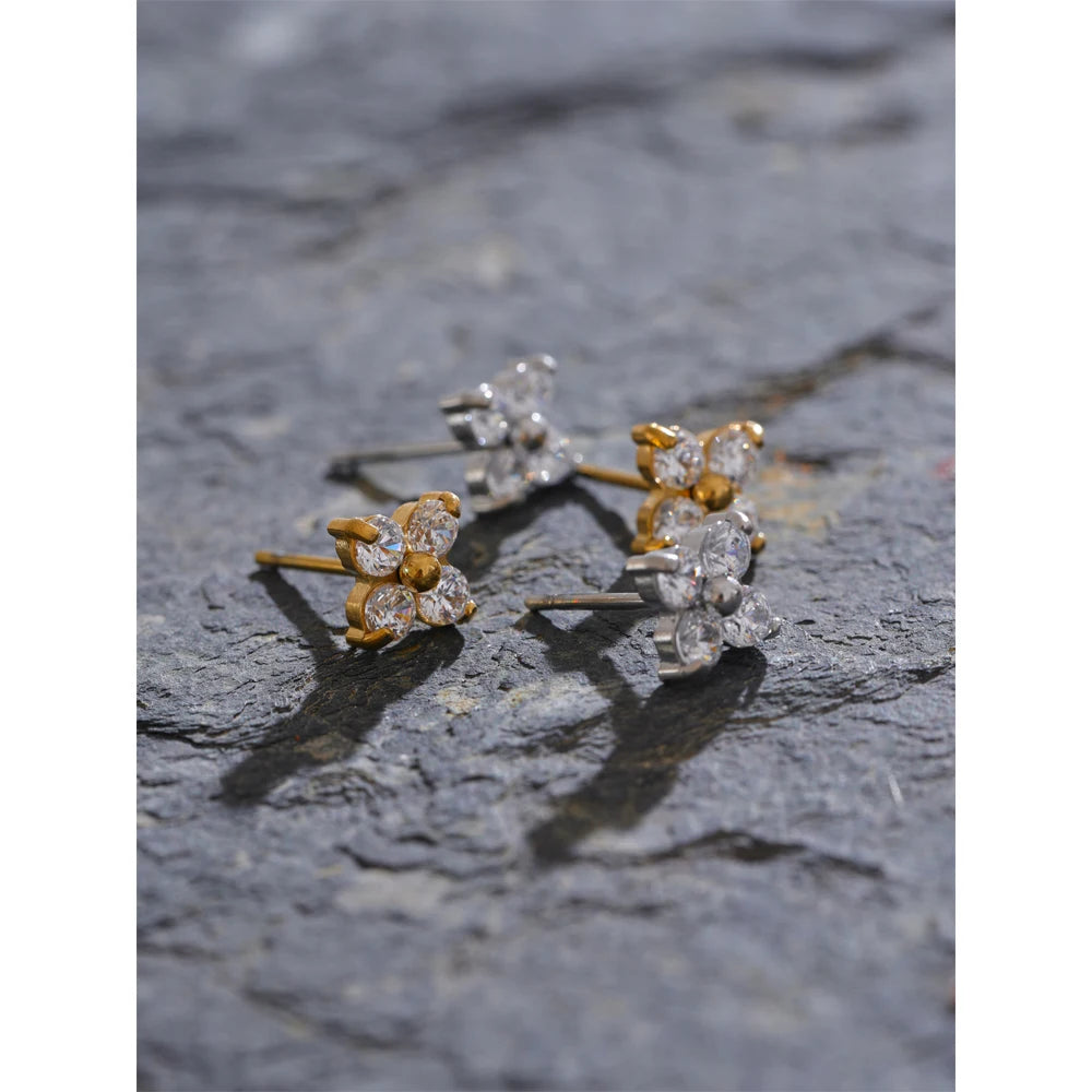 Zirconia Flower earrings