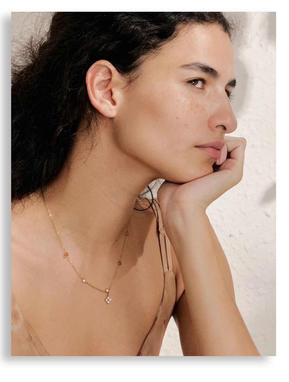Zirconia flower Bloom Necklace