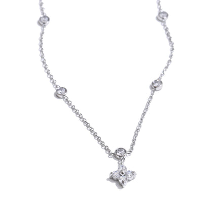 Zirconia flower Bloom Necklace